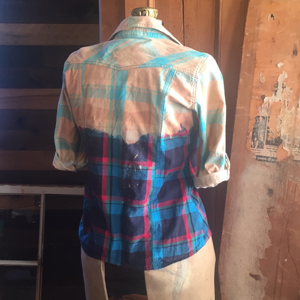 Plaid button down - Picture 3 of 3